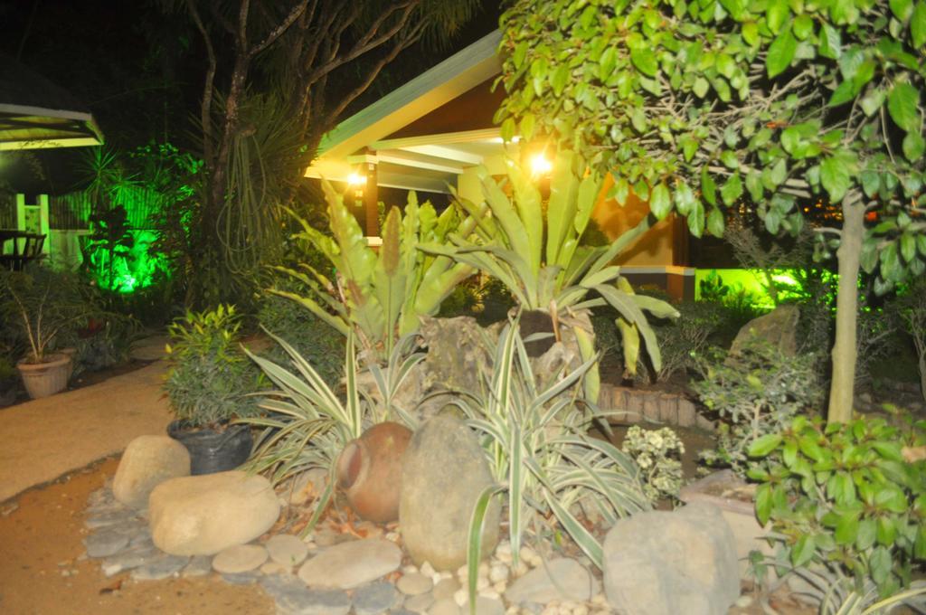 Peak House Garden Pension Ель-Нідо Екстер'єр фото